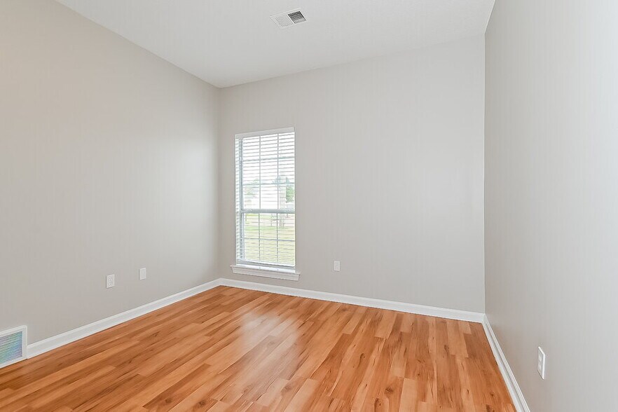 Building Photo - 13119 Claybourne Cove
