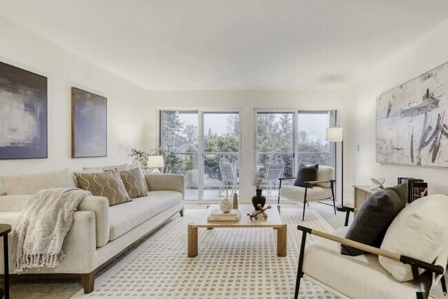Building Photo - Canterbury Shores Condominiums ~ Madison Park