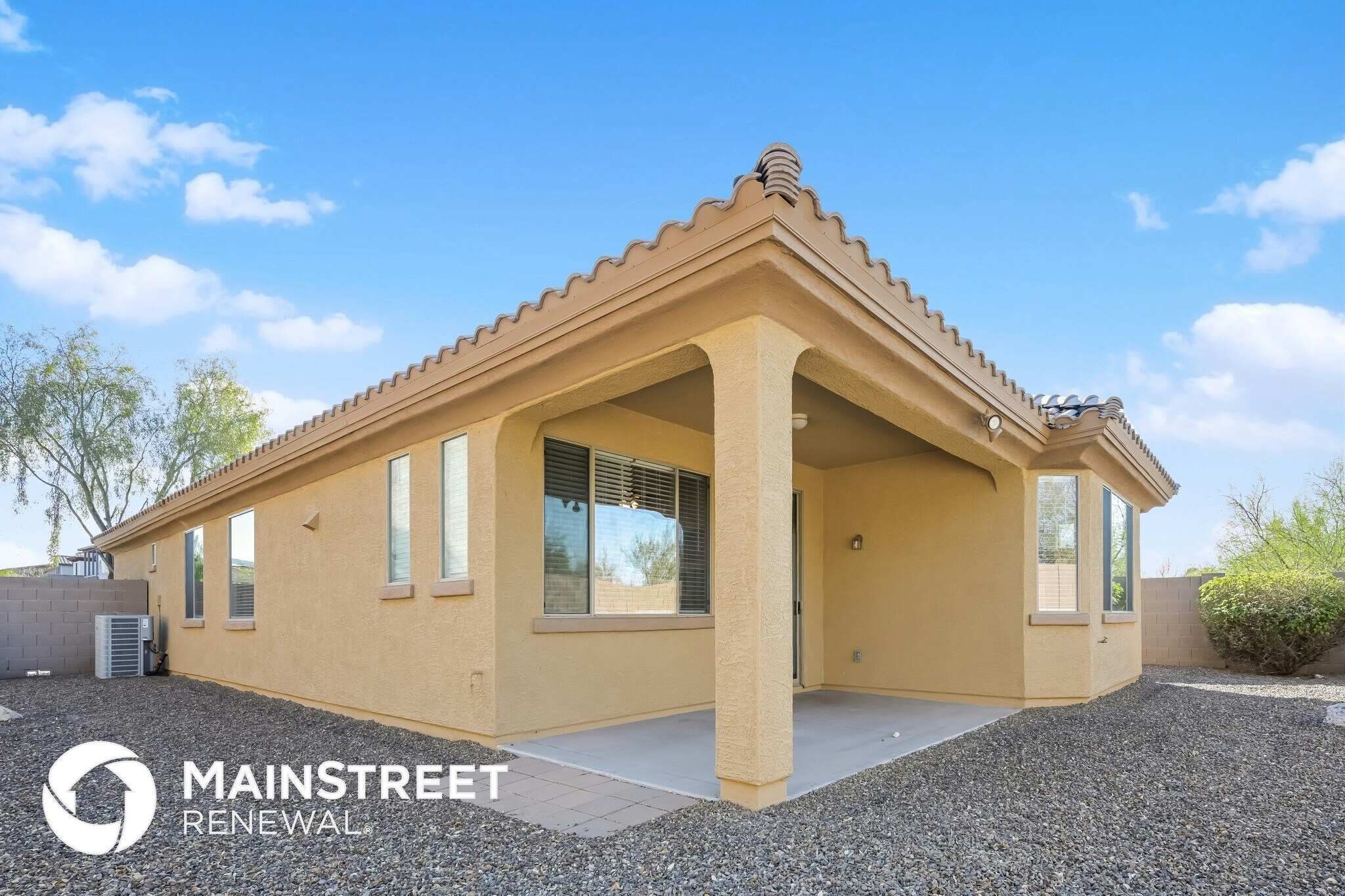 Building Photo - 42716 N 44th Dr