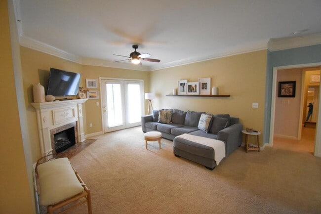 Building Photo - 16423 Golden River Ln