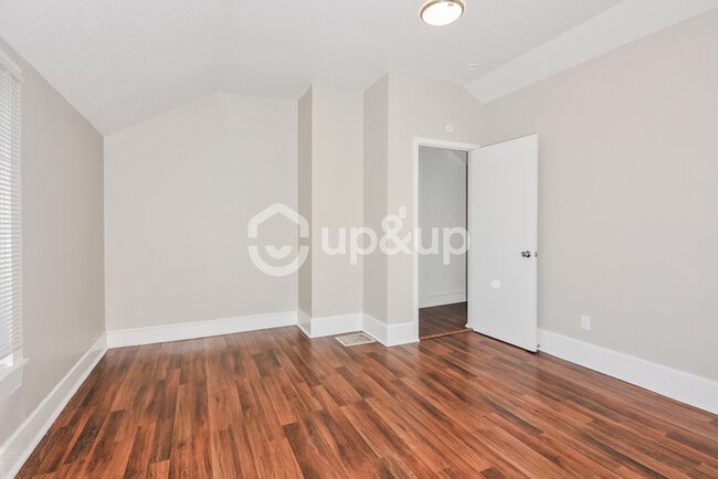 Building Photo - Fantastic 3bd/1ba home! Let yourself in!