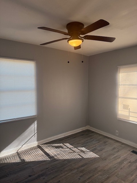 Building Photo - 2035 Hollins Dr