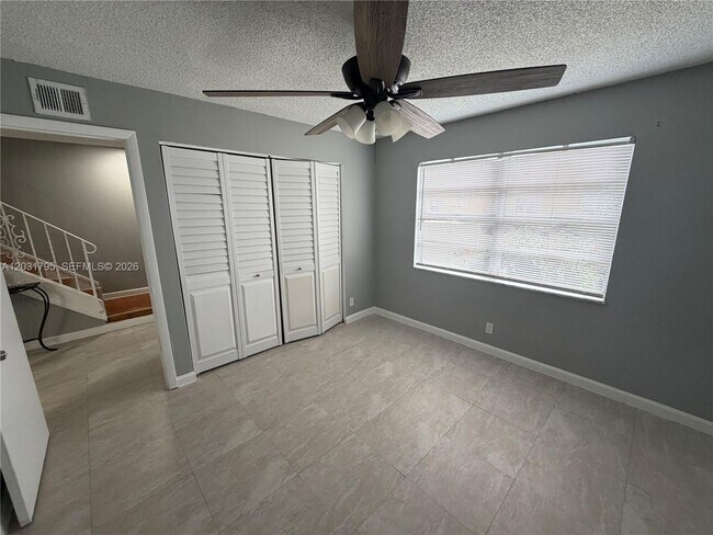 Building Photo - 2698 NW 60th Way