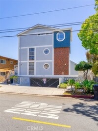 Building Photo - 1706 Grismer Ave