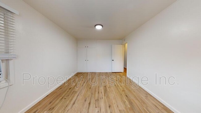 Building Photo - 1167 Orange Ave