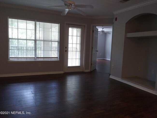 Building Photo - 3591 Kernan Blvd S