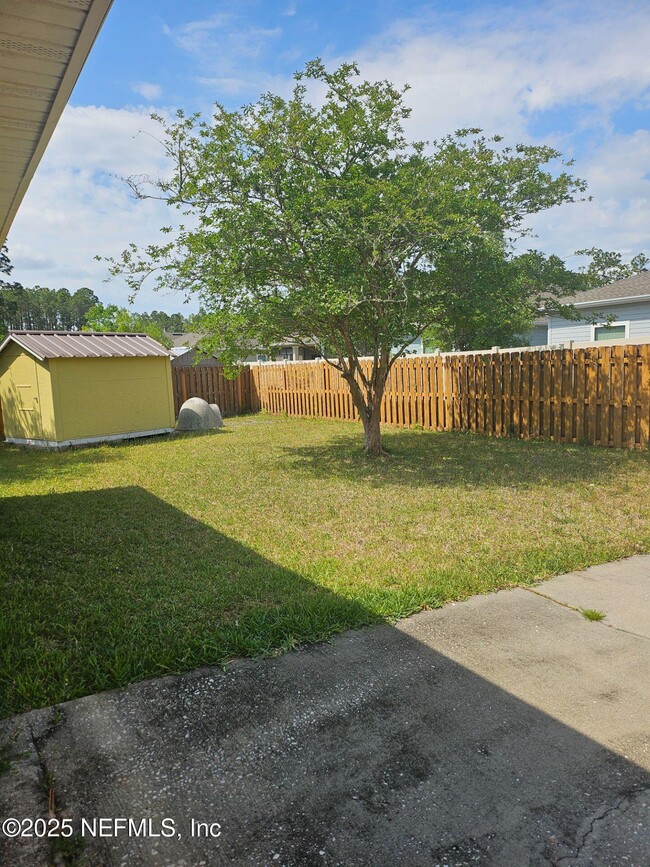 Building Photo - 9827 Nelson Forks Dr
