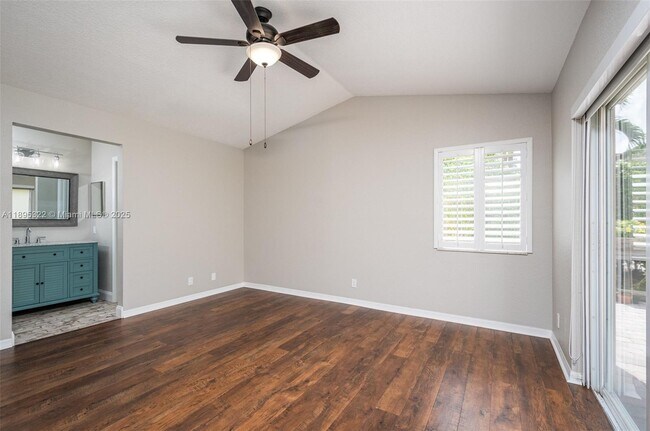 Building Photo - 1524 Canary Island Dr