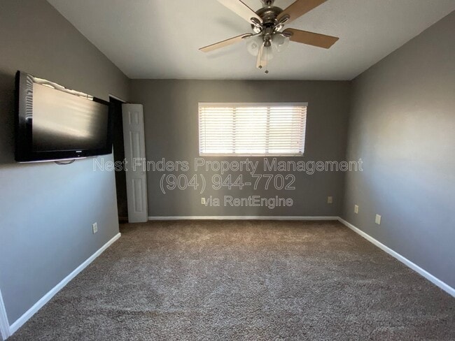 Building Photo - 7623 Baymeadows Cir W