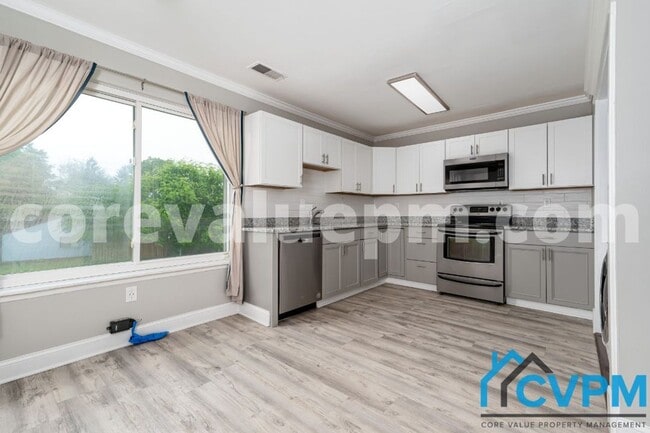 Building Photo - 1623 Fendall Ct