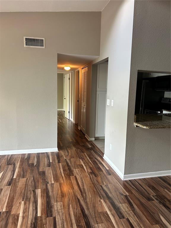 Building Photo - 8217 Sun Spring Cir
