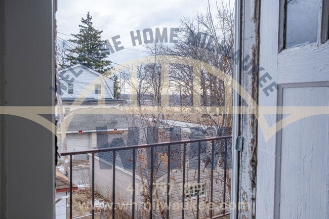 Building Photo - 5510 N 34th St