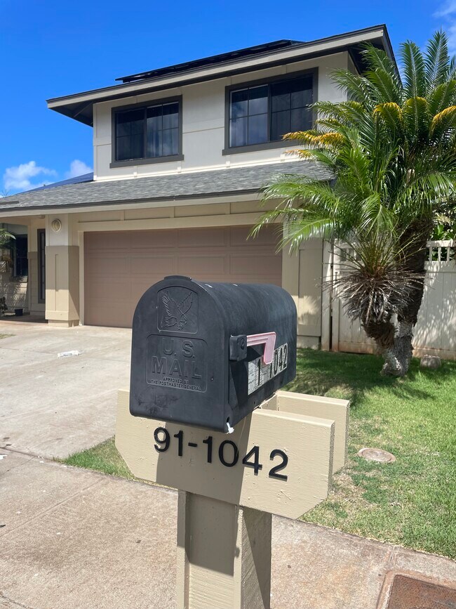 Building Photo - 91-1042 Pakaweli St