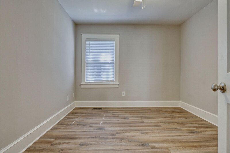 Building Photo - 105 Montgomery Ave