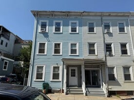 Building Photo - 27 Woodward St