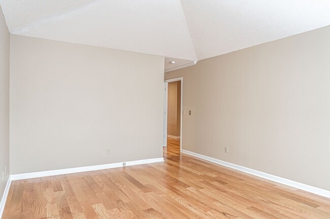 Building Photo - 285 Sugar Gum Ln