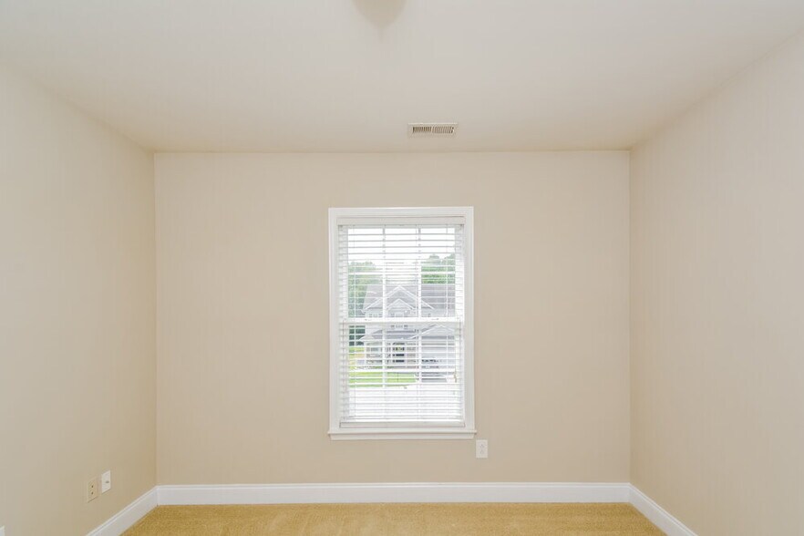 Building Photo - 674 Averasboro Dr