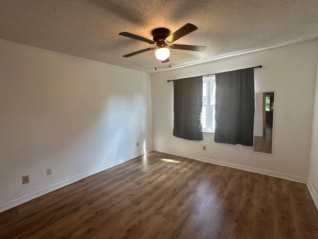 Building Photo - 1000 Dolive Springs Dr
