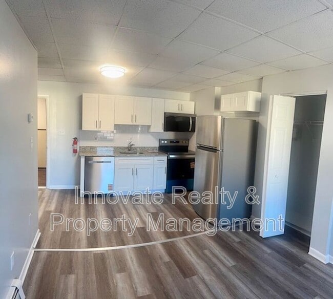 Building Photo - 29 Logan Ave