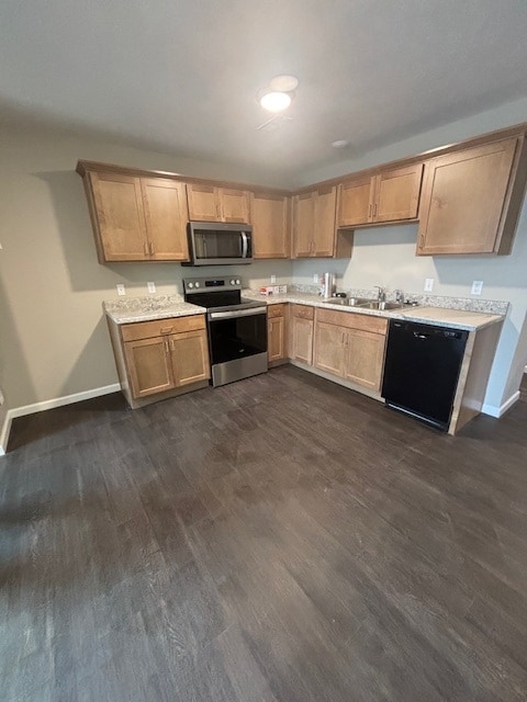 Building Photo - 3905 W Maple St