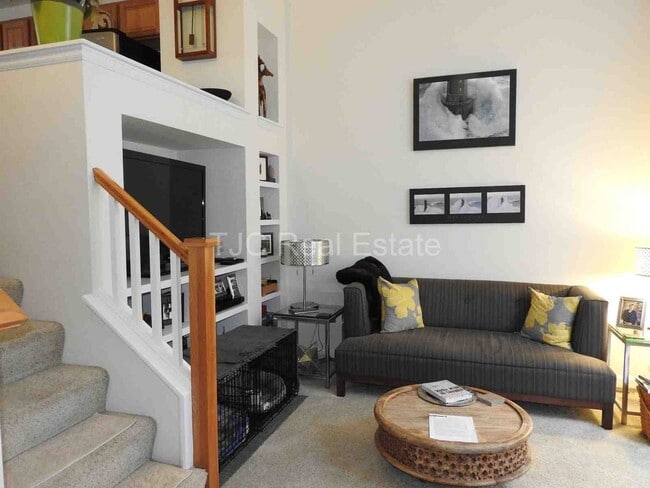 Building Photo - 8410 E 29th Ave