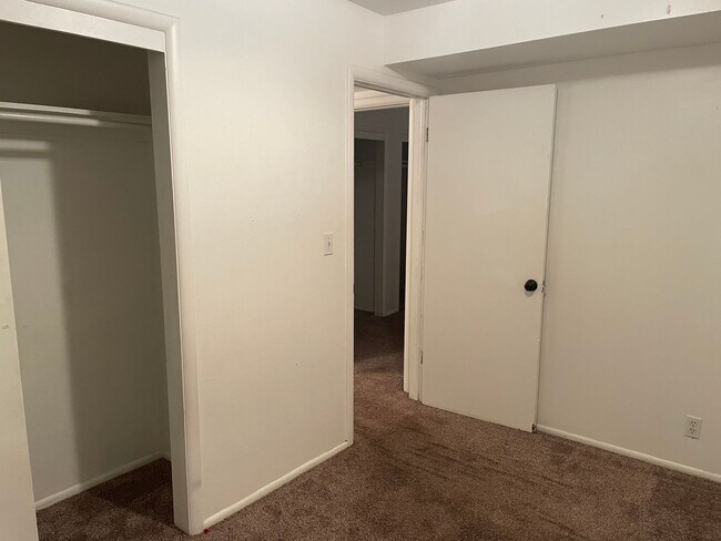 Building Photo - 5776 S 2000 W