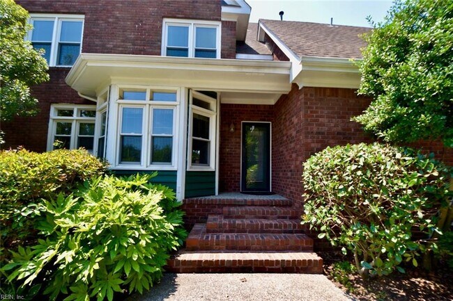 Building Photo - 1514 Bordeaux Pl