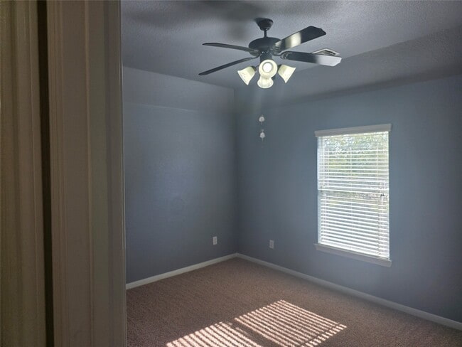 Building Photo - 2520 Garnetfield Ln