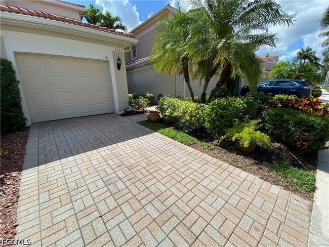 Building Photo - 9265 Belleza Way