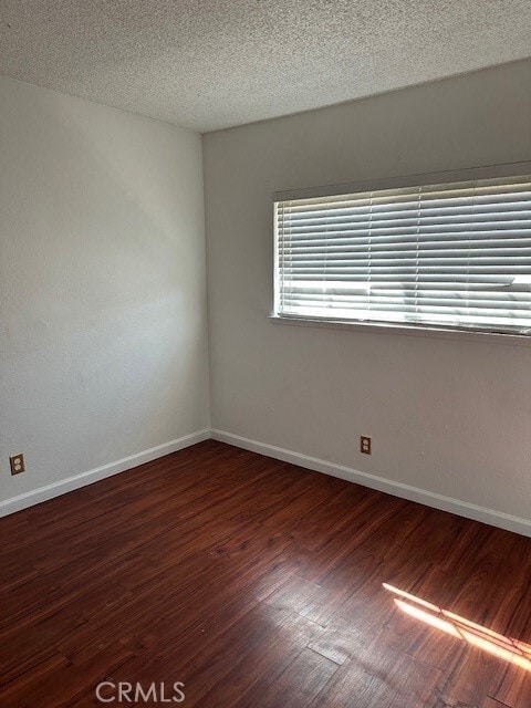 Building Photo - 20289 Thunderbird Rd