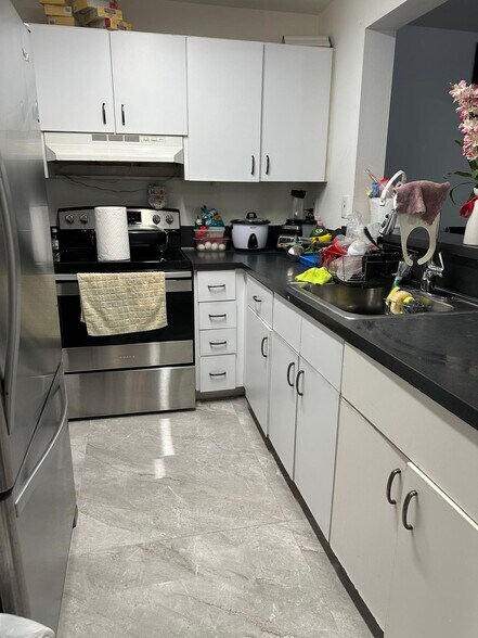 Building Photo - 8420 SW 154th Circle Ct