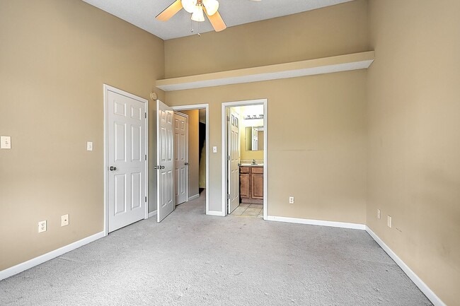 Building Photo - 132 Amanda Ln