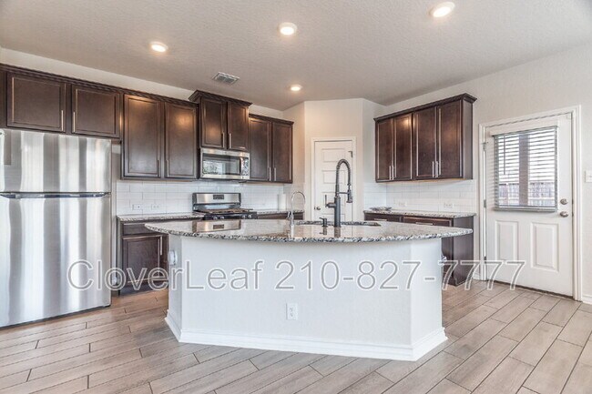 Building Photo - 9602 Bicknell Sedge