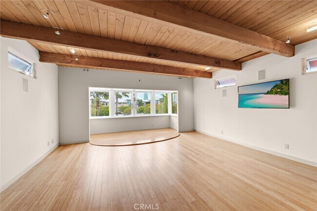 Building Photo - 1623 W Balboa Blvd