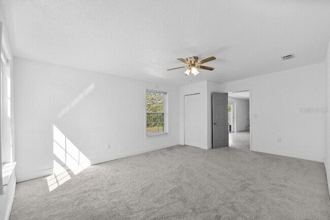 Building Photo - 6935 Dimarco Rd