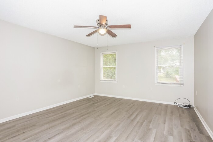 Building Photo - 2358 Forster St