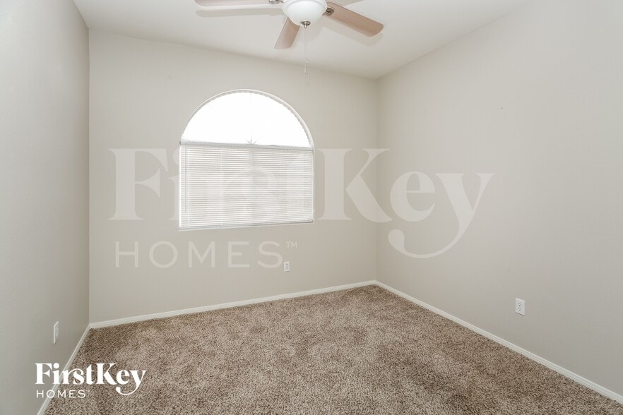 Building Photo - 8049 Rock Port Cir