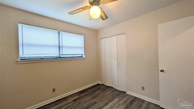 Building Photo - 1025 Revere Dr