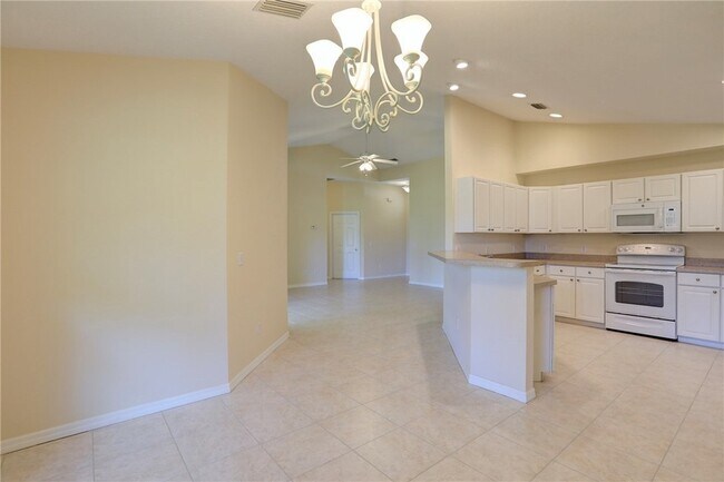 Building Photo - 8626 102nd Ct