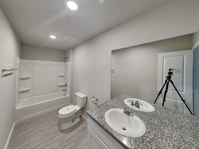 Building Photo - 5726 Verracio Ct