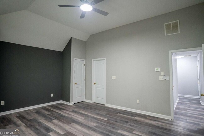 Building Photo - 3243 Newtons Crest Cir