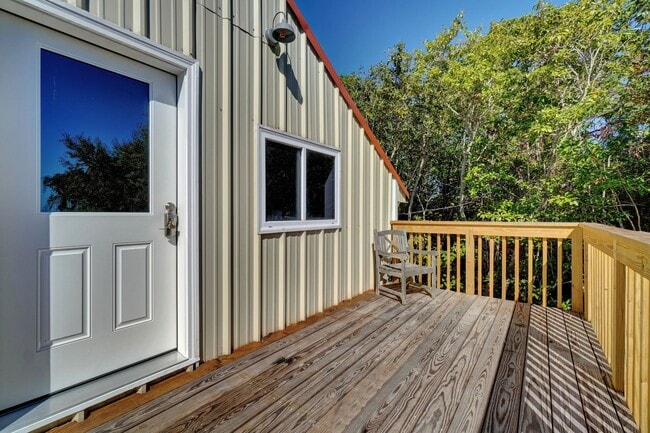 Building Photo - Peaceful Pungo living