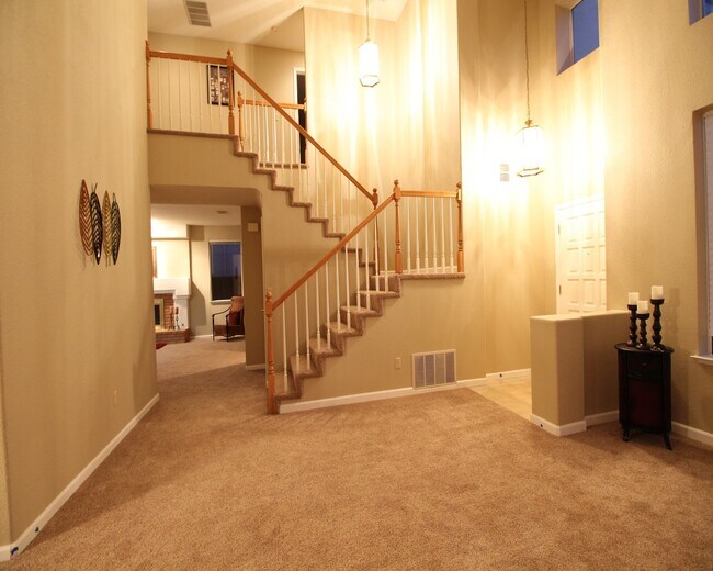Building Photo - 2516 Yorkshire Dr
