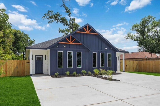Building Photo - 8531 Rinn St