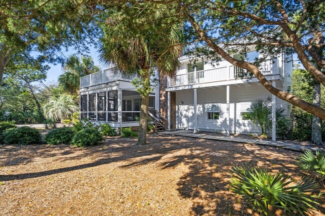 Building Photo - 162 Pioneer Loop