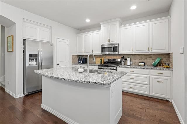 Building Photo - 3935 Cascade Sky Dr