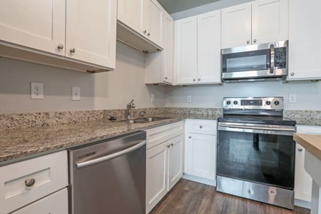Building Photo - 3401 Heritage Ln