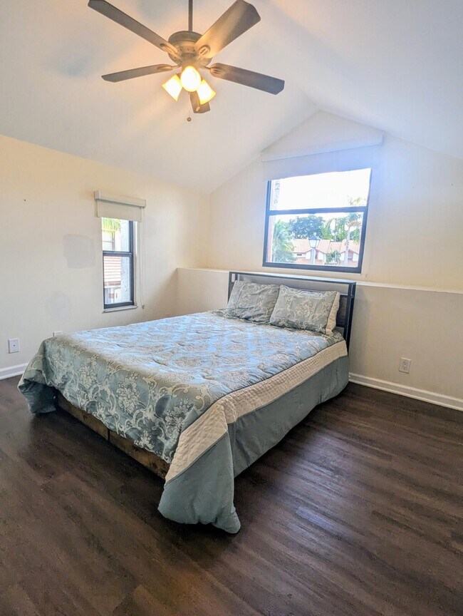 Building Photo - 12676 Shoreline Dr