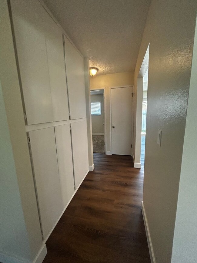 Building Photo - Heart & Home Property Management