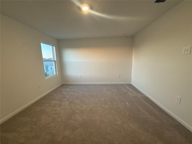 Building Photo - 5427 Meadow Walk Dr